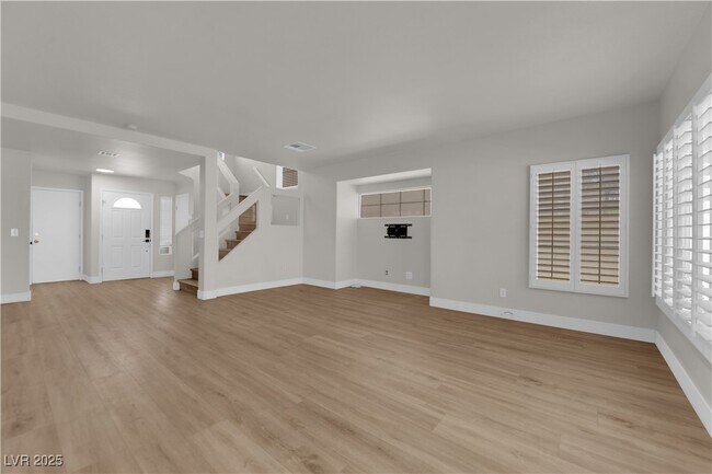 Building Photo - 638 Ribbon Grass Ave