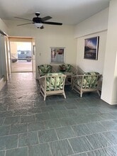 Building Photo - 2085 Ala Wai Blvd