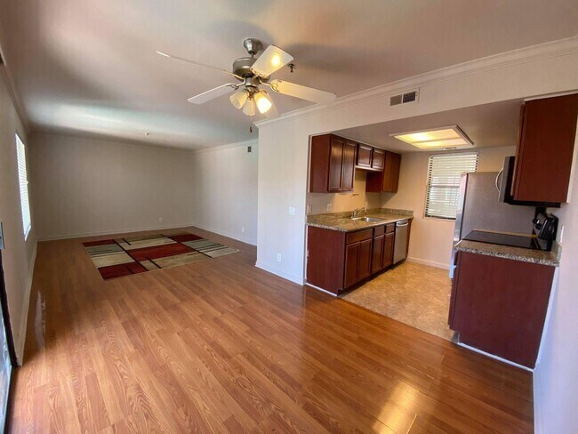 Building Photo - 43376 Cook St