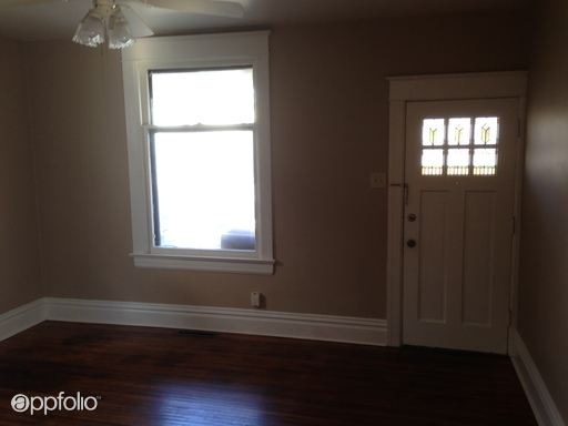 Foto del edificio - 1317 W Jefferson Blvd