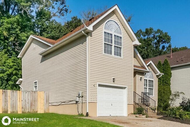 Building Photo - 4218 WILLOWVIEW BLVD, LOUISVILLE, KY 40299