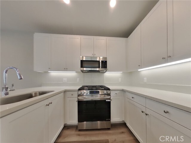 Foto del edificio - 31718 Luther Dr