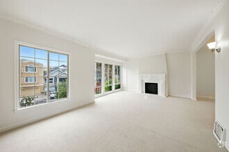 Building Photo - 1722 Quesada Ave
