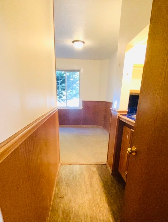 Building Photo - 405 Fieldston Rd