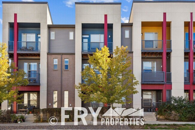Foto del edificio - Beautiful 3 Bedroom Townhome in Belmar