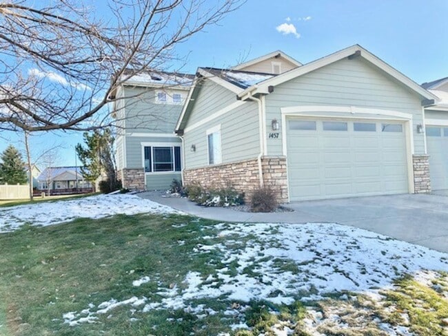 Building Photo - 2 Bedroom, 2.5 Bath Townhome with 2 Car Attached Garage in Fort Collins, Colorado