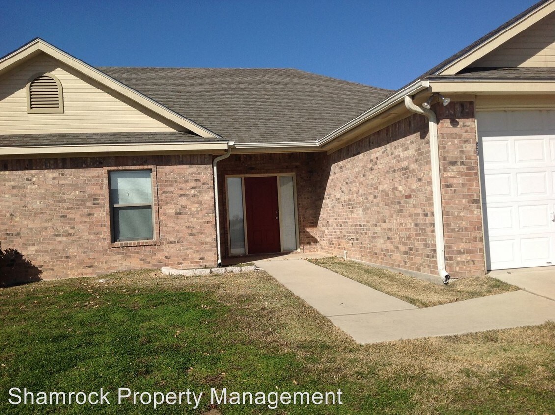 Primary Photo - 3025 Clydesdale Way