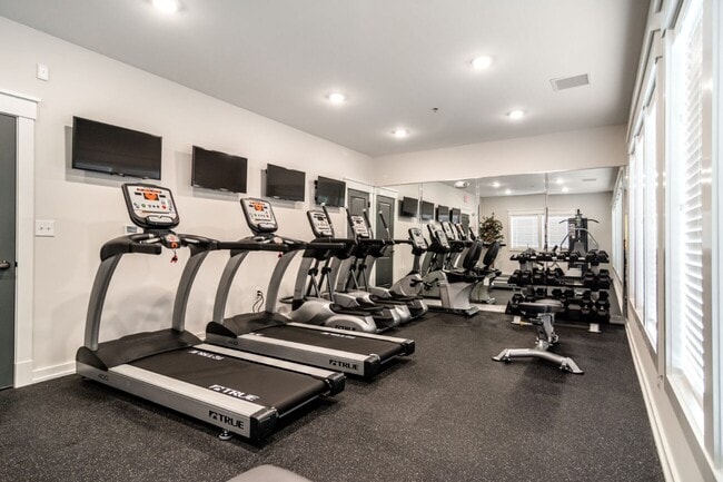 Foto del edificio - OBX 2 Bd 2Ba Apartment- Available 2/24/26