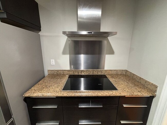 Foto del edificio - 5327 Chantilly Ln