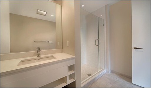 Building Photo - 275 Third St