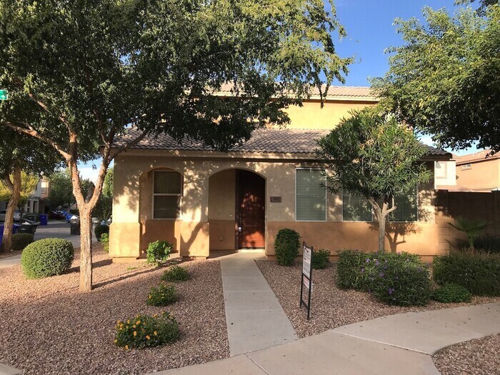 Primary Photo - 4302 E. Carla Vista Dr. - Gorgeous Move In...