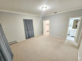 Building Photo - 61 Apple Ln