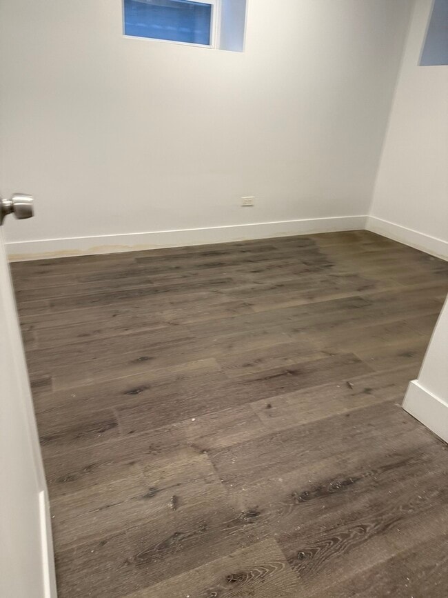 Foto del edificio - 3329 W Van Buren St