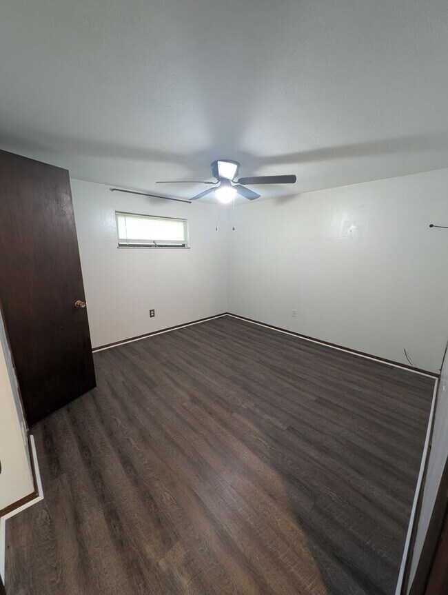 Foto del edificio - 2110-2110 Hollingsworth St