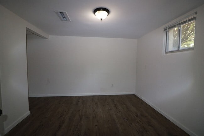 Building Photo - 1719 Laramie St