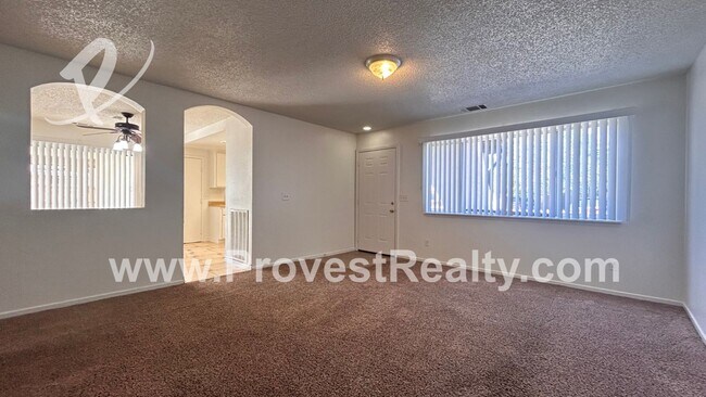 Foto del edificio - Freshly Rehabbed 3 Bed, 2 Bath Adelanto Home!