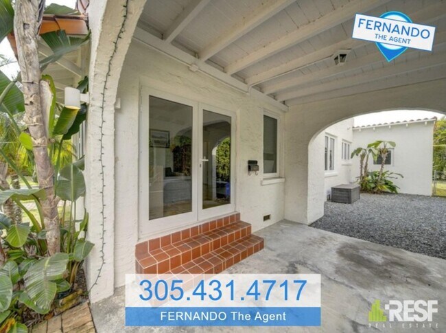 Foto del edificio - 1212 Medina Ave
