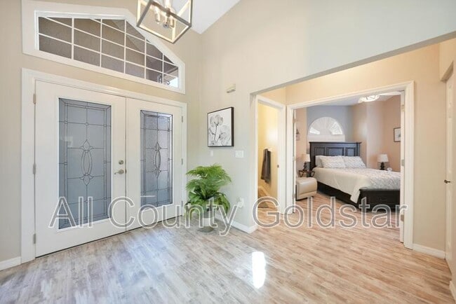 Building Photo - 8377 Parkside Dr