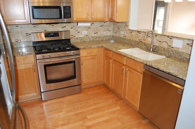 Foto del edificio - 410 W Mahogany Ct