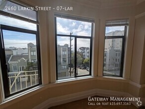 Building Photo - 2460 Larkin St