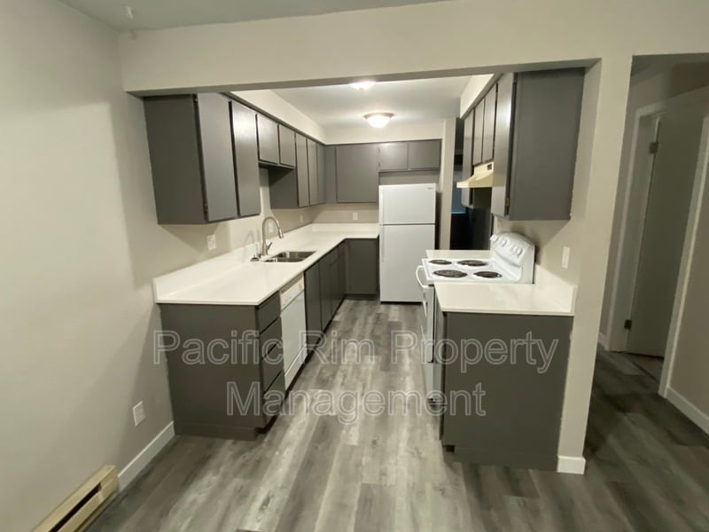 4414 NW Wedgewood Ln Unit 17, Bremerton, WA 98312 Condo for Rent in