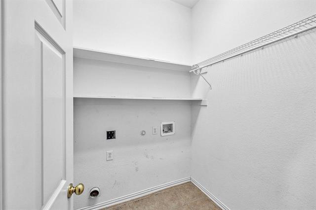 Building Photo - 12404 Daimler Dr