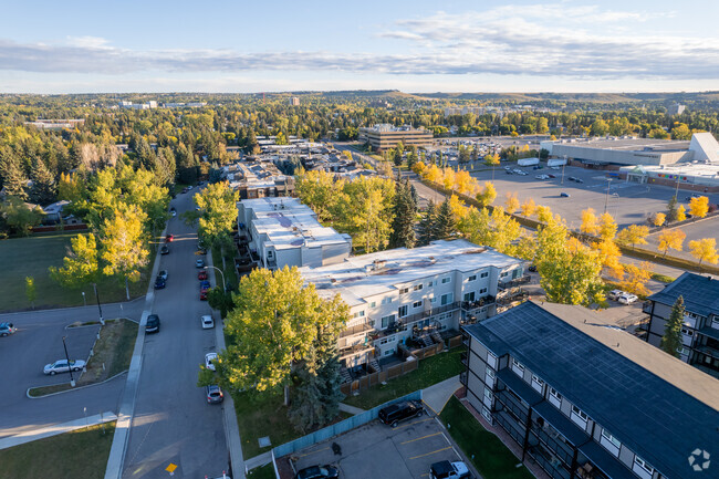 Aerial Photo - Varsity House