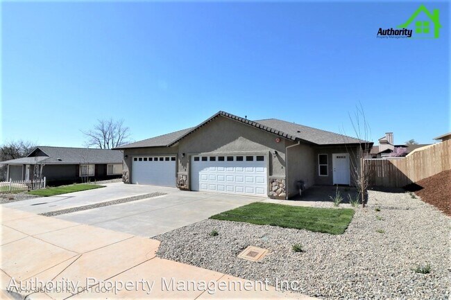 Foto del edificio - 2538 Rainbow Ln