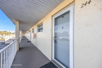 Building Photo - 2135 N Courtenay Pkwy