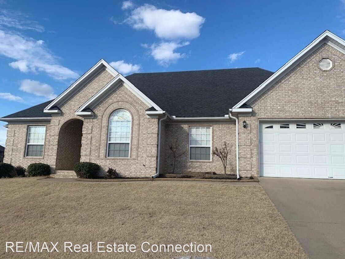 Primary Photo - 4 br, 2 bath House - 114 Hudson Branch Dr