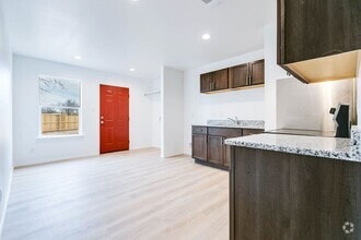 Building Photo - 262 E 23rd St