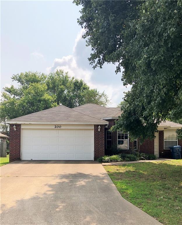 Foto del edificio - 200 Rebecca Rd