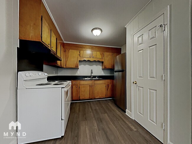 Foto del edificio - 4643 Pineleaf Dr