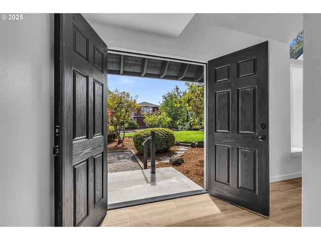 Building Photo - 5375 NW Edgebrook Pl