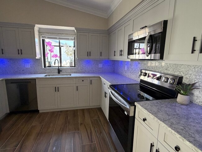 Building Photo - 8435 123rd Ave