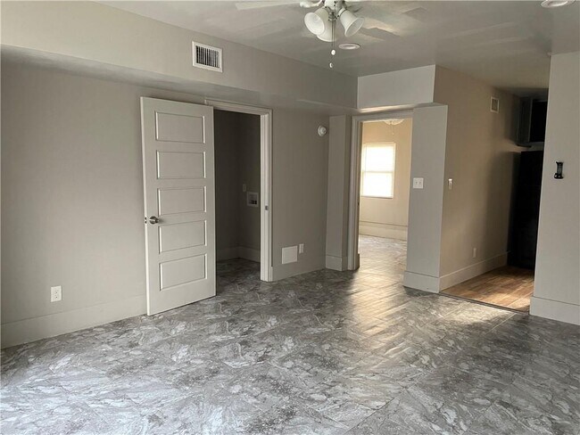 Foto del edificio - 2129 16th St