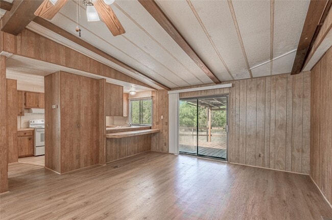 Building Photo - 30 Allen Dr