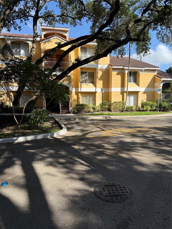 Building Photo - 2350 NW 33rd St