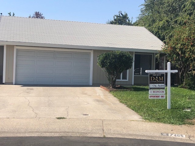 Primary Photo - COMING SOON!!! Spacious 3 Bedroom Duplex