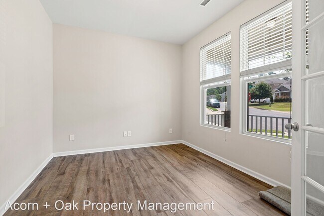 Building Photo - 3 br, 2.5 bath House - 2215 Pear Tree Lane