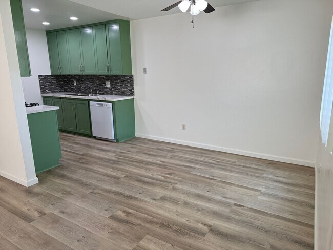 Building Photo - 4738 Elderwood Ct