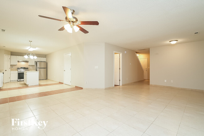 Building Photo - 5701 Yachtsman Ct