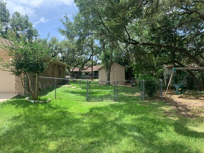 Foto del edificio - Cozy and Quaint 2 bedroom 2 bath with bonu...