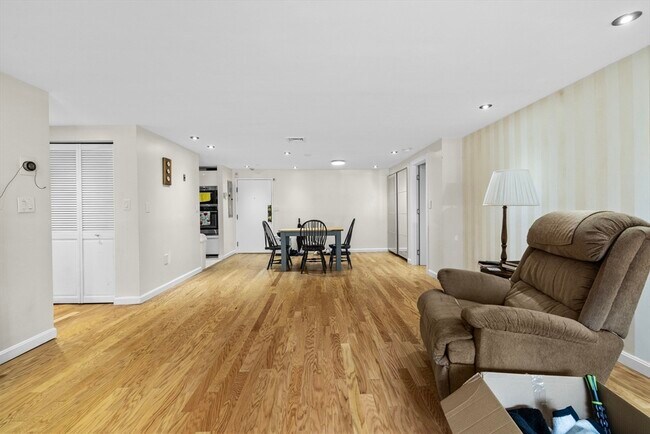 Foto del edificio - 30 Revere Beach Pkwy