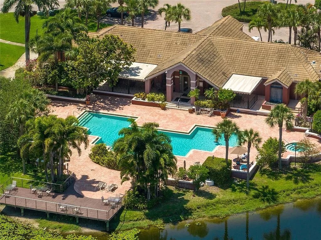 10263 Gandy Blvd N Unit 2414, Saint Petersburg, FL 33702 Condo for