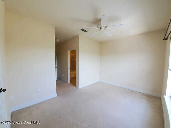 Building Photo - 6470 Borasco Dr