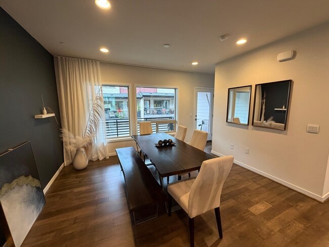 Foto del edificio - 540 NE Daisy Walk