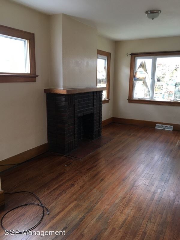 Building Photo - 4354 Vermaas Ave