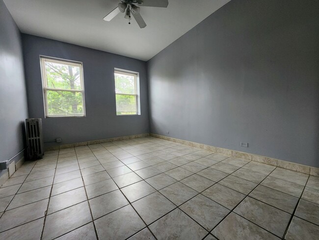 Building Photo - 4764 N Virginia Ave
