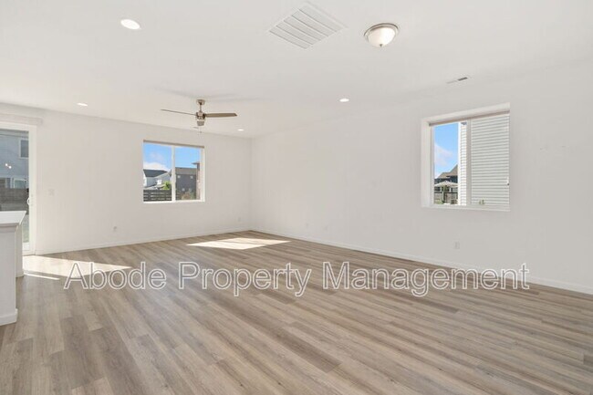 Foto del edificio - 2418 Cottongrass Ave